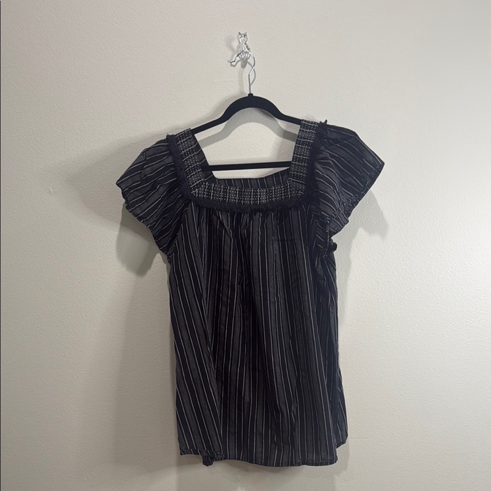 Isabel Maternity Black Blouse with Sleek Design